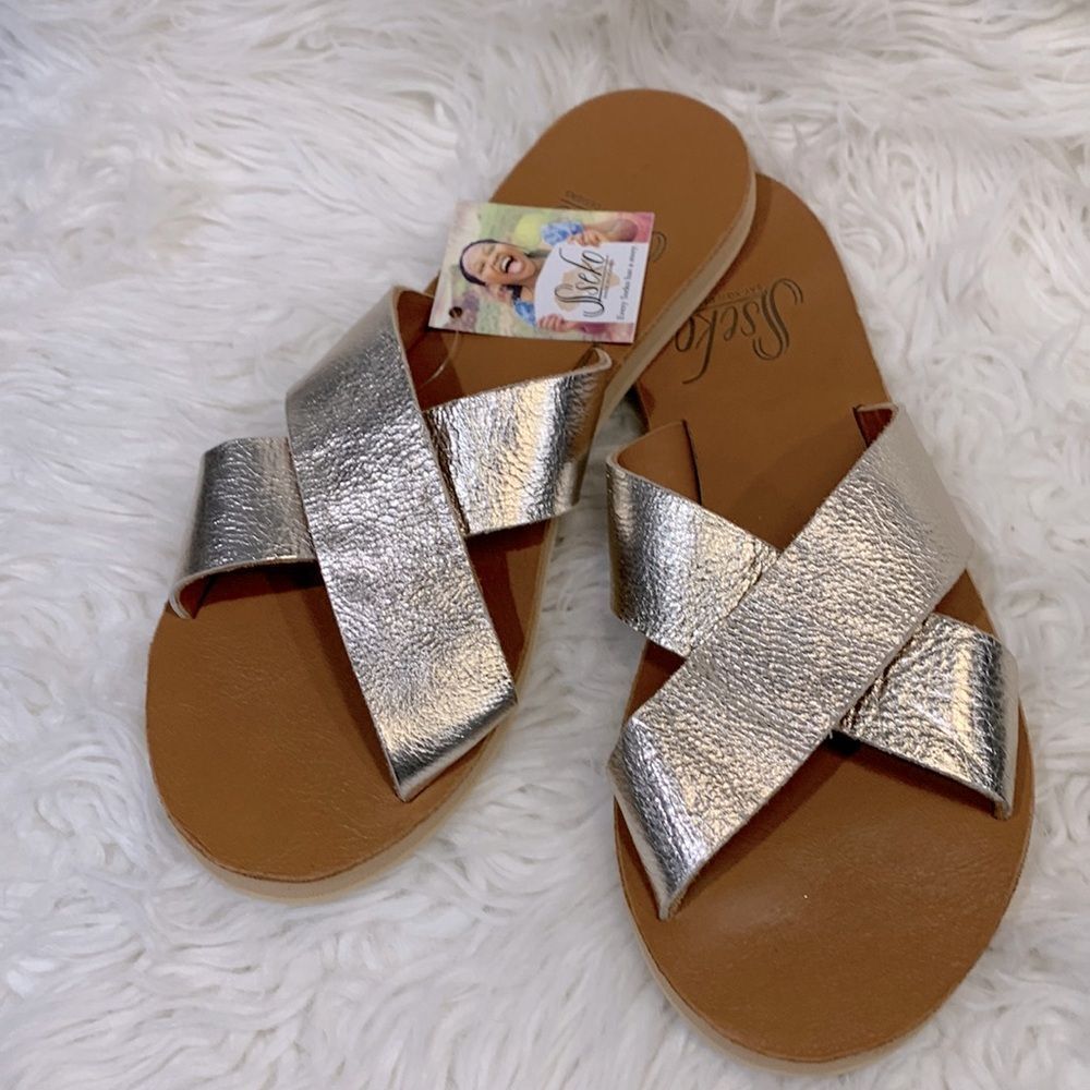 SSEKO crossover slides sandals metallic gold caramel footbed NIB women’s size 7